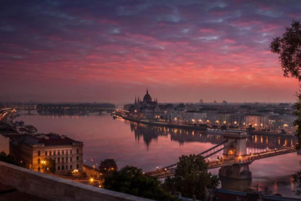 Parisian Soul In The Heart Of Budapest Extérieur photo