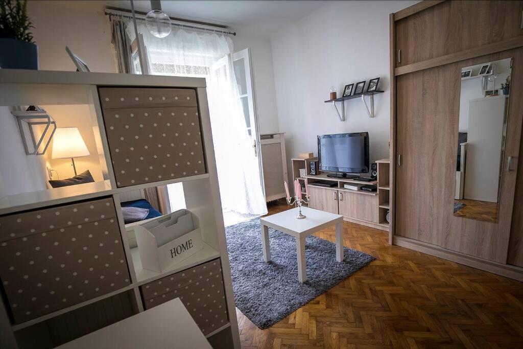 Parisian Soul In The Heart Of Budapest Extérieur photo